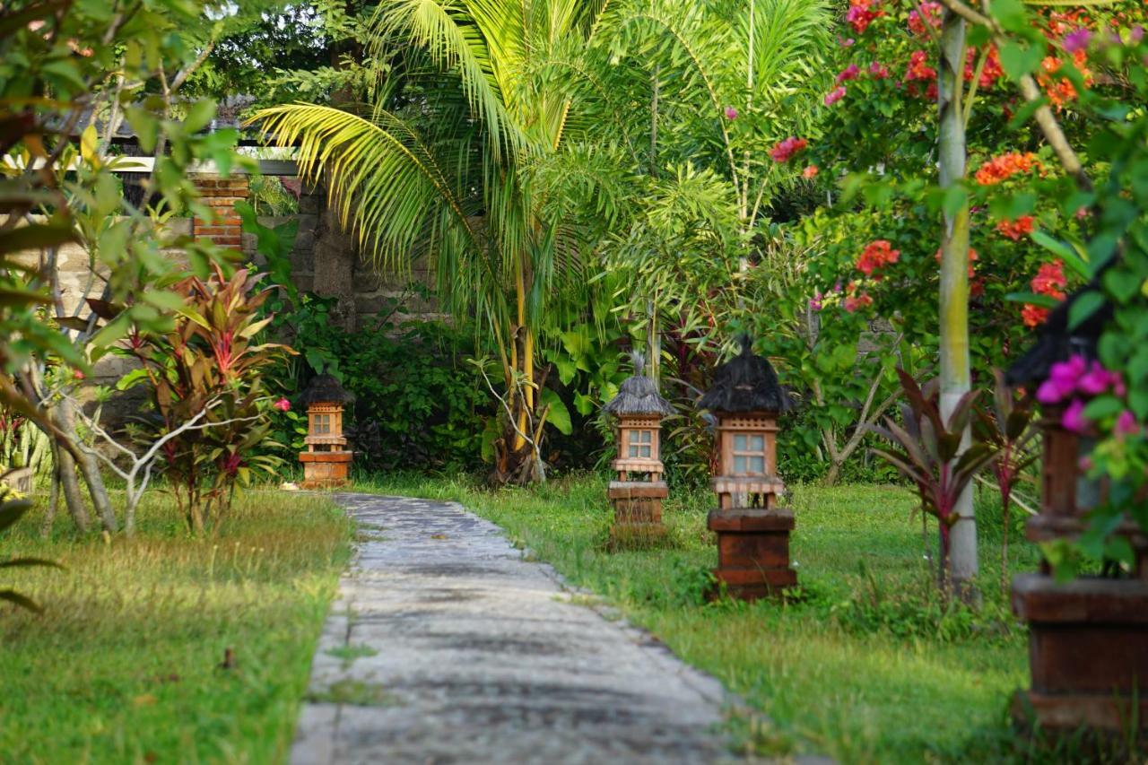 Tegal Sari, Pemuteran- North Bali Hotel ภายนอก รูปภาพ